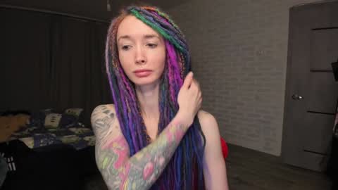 Roxy online show from 01.28.25