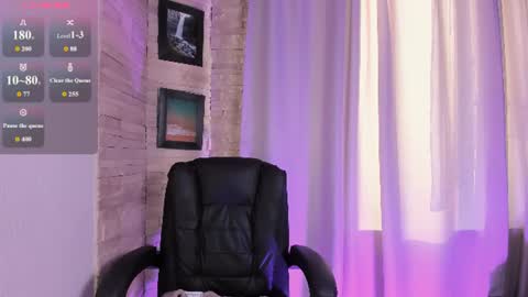 Snapshot of roxy_wet chatting on 07.12.26 Roxy follow me online show from 07.12.26