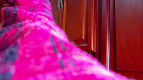 RoxyAron online show from 03.28.26