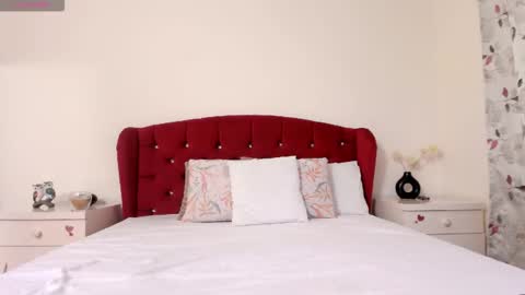 Roxy online show from 11.26.25