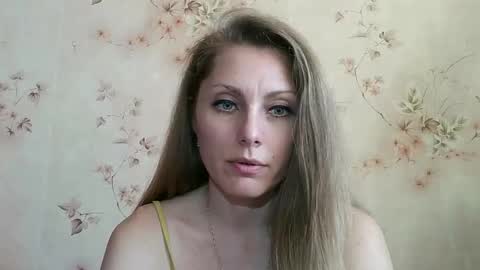 Snapshot of roxyfox18x01 chatting on 03.15.26 roxyfox18x01 online show from 03.15.26