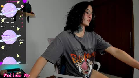 Snapshot of roxyvenom chatting on 10.03.25 roxy online show from 10.03.25