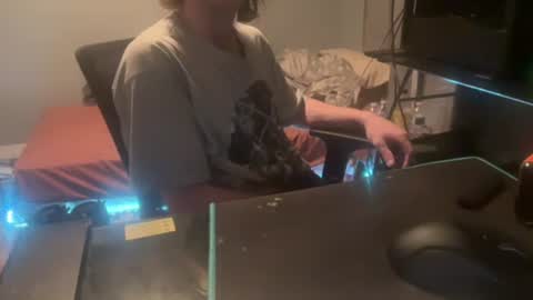 Royalty13m online show from 10.07.25