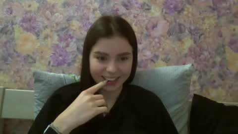 royalvelour online show from 06.29.26