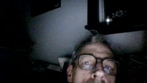 Snapshot of royboy2561 chatting on 10.04.25 Roy Murrin online show from 10.04.25