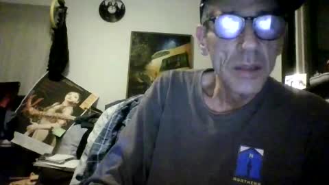 Snapshot of royboy2561 chatting on 06.07.26 Roy Murrin online show from 06.07.26