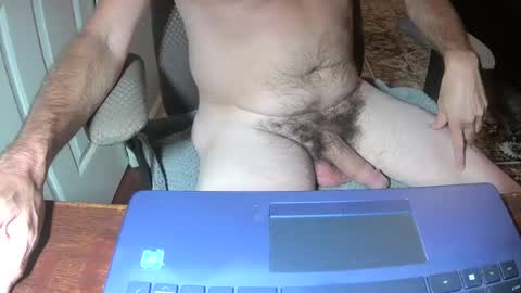 Snapshot of royer8650 chatting on 07.12.26 Lookingaround online show from 07.12.26