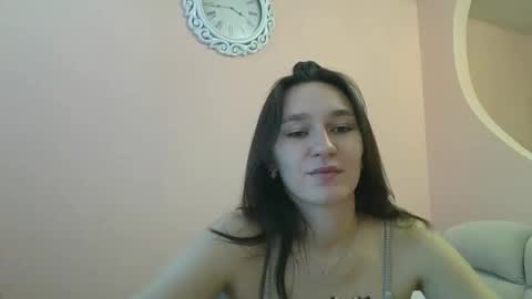 Snapshot of roza05x chatting on 10.26.25 Roza05x online show from 10.26.25