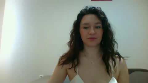 Snapshot of roza05x chatting on 03.16.26 Roza05x online show from 03.16.26