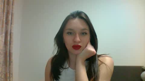 Snapshot of roza05x chatting on 03.28.26 Roza05x online show from 03.28.26