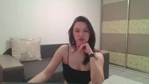 Snapshot of roza05x chatting on 04.04.26 Roza05x online show from 04.04.26