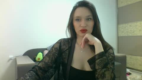 Snapshot of roza05x chatting on 05.06.26 Roza05x online show from 05.06.26