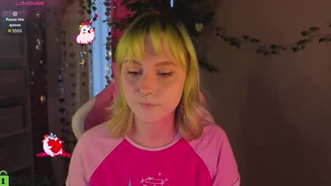 Snapshot of roziett_belle chatting on 02.15.26 Roziett online show from 02.15.26