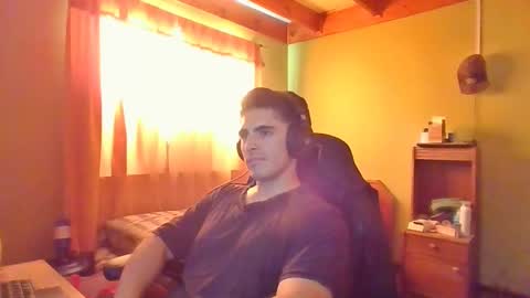 Snapshot of rpaulo25 chatting on 02.02.25 rpaulo25 online show from 02.02.25