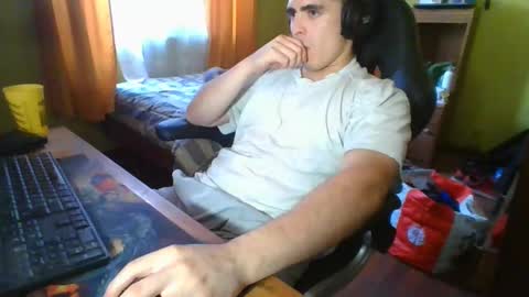 Snapshot of rpaulo25 chatting on 02.13.25 rpaulo25 online show from 02.13.25