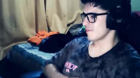 Snapshot of rpaulo25 chatting on 09.26.25 rpaulo25 online show from 09.26.25