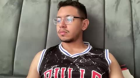 Snapshot of ruandavid chatting on 11.09.25 Ruan David online show from 11.09.25