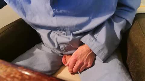 rubbertapper online show from 02.21.25