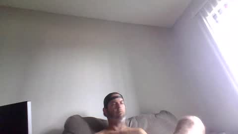 rubbingoneout714 online show from 11.14.25