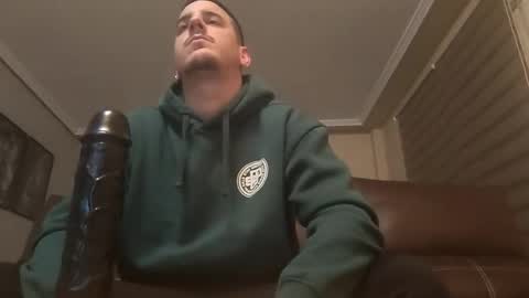 Snapshot of rubenadell chatting on 03.11.25 Dechill22 online show from 03.11.25