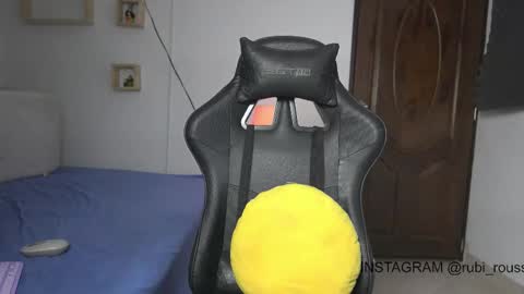 Snapshot of rubi_rouss chatting on 10.20.25 rubi rouss  instagran and X or tw  FAV VIBES11  9 33  101 moan and explode my balls online show from 10.20.25