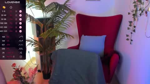 Snapshot of ruby_blossom chatting on 11.14.25 Ruby online show from 11.14.25