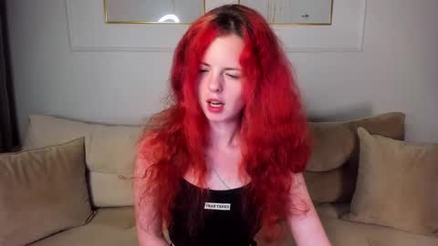 Snapshot of rubyattwood chatting on 03.03.25 rubyattwood online show from 03.03.25