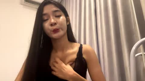 Snapshot of rubycrumbell chatting on 05.18.26 rubycrumbell online show from 05.18.26