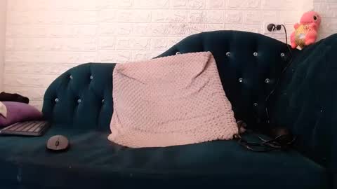 rubyemerald_ online show from 12.30.24