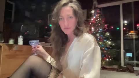 rubywavesback online show from 11.28.25