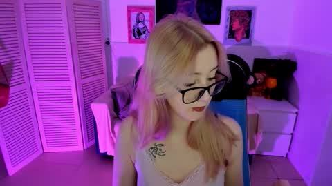 rubyybennett online show from 10.02.25