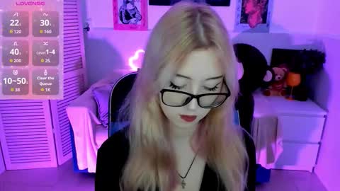 rubyybennett online show from 10.03.25