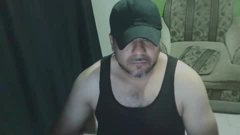 Snapshot of rudykruzpe chatting on 10.03.25 kruzpe online show from 10.03.25