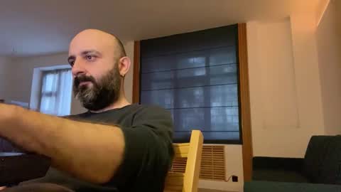 Snapshot of rufa_life chatting on 02.02.25 rufa_life online show from 02.02.25