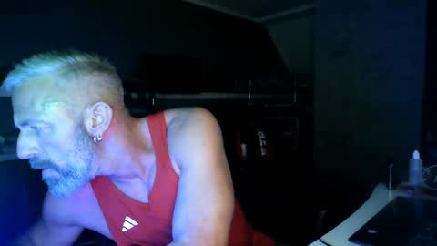 Chico que rico Caliente online show from 05.02.26