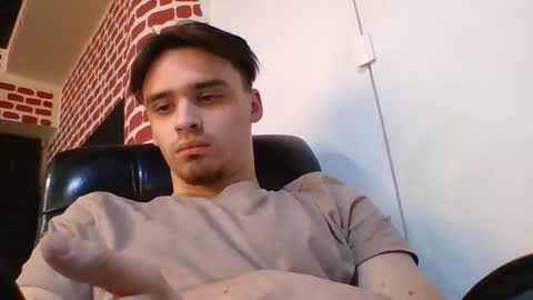 Snapshot of rufuspit chatting on 12.12.24 Rufus online show from 12.12.24