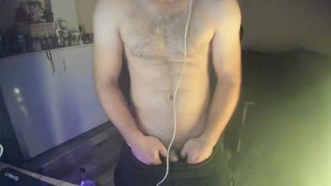 Snapshot of rumblebumbles chatting on 01.12.26 RumbleBumbles online show from 01.12.26