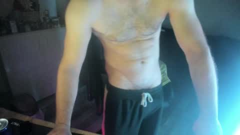 Snapshot of rumblebumbles chatting on 02.04.26 RumbleBumbles online show from 02.04.26