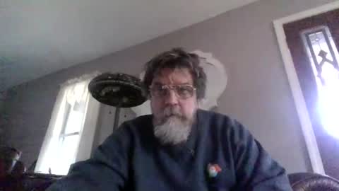 Snapshot of runningaround60 chatting on 12.03.24 runningaround60 online show from 12.03.24
