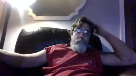 Snapshot of runningaround60 chatting on 01.02.25 runningaround60 online show from 01.02.25