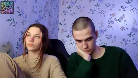 Snapshot of rusmedium chatting on 04.26.26 Lisa and Vlad online show from 04.26.26