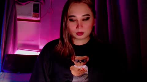 Snapshot of russ_skyxx chatting on 02.04.25 russ_skyxx online show from 02.04.25