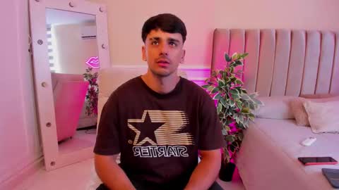 Snapshot of russ_w8 chatting on 03.12.26 Russ online show from 03.12.26