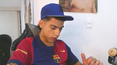 Snapshot of russell_adams_ chatting on 02.27.26 R U S S E L L online show from 02.27.26