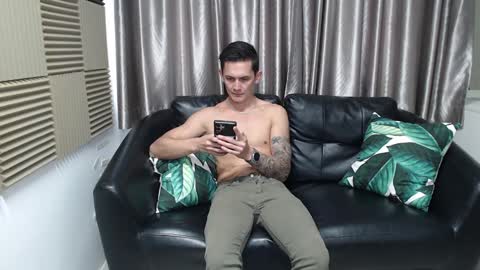 MillionDollarGuy online show from 01.11.25