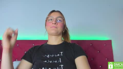 Snapshot of ruth_harvey chatting on 03.02.25 Ruth online show from 03.02.25