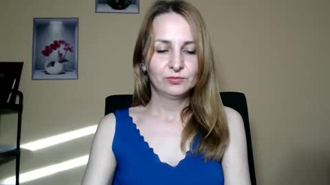 Snapshot of ruthpark chatting on 05.27.26 Ruth online show from 05.27.26
