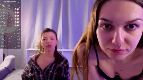 Snapshot of ruthsanders chatting on 03.06.25 Kaete and Mary online show from 03.06.25