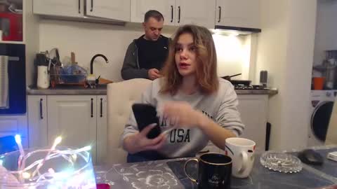 Snapshot of ruxandradanny chatting on 12.13.24 ruxandradanny online show from 12.13.24