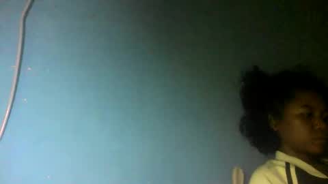 Snapshot of rwuica chatting on 10.31.25 Rwuica online show from 10.31.25
